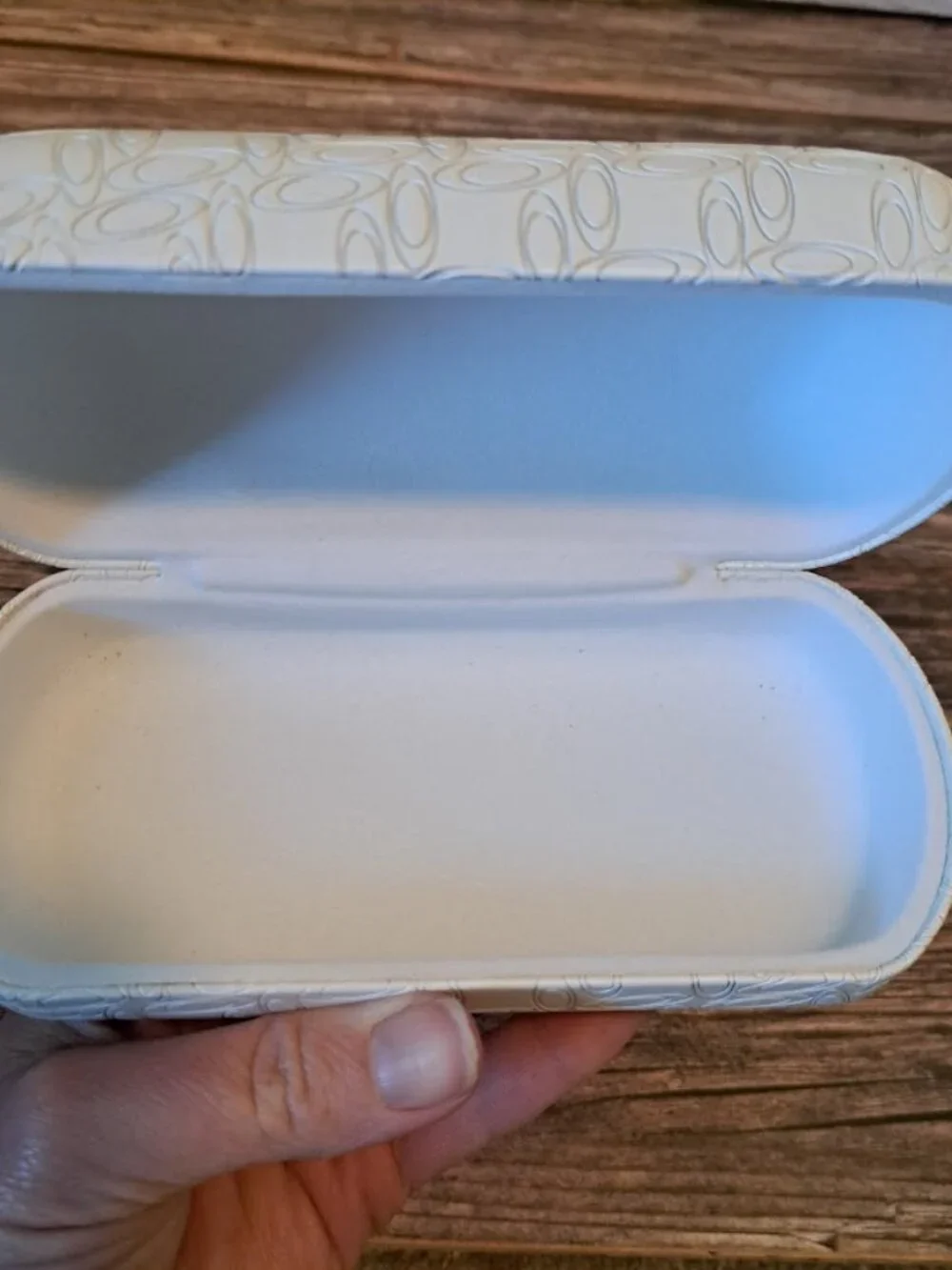 Oakley White had case sunglass case *case only* great condition